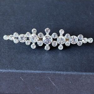 Dazzling Vintage Rhinestone Bar Brooch